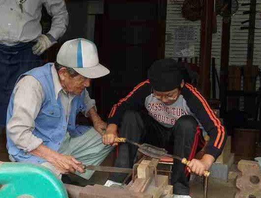鍛冶人材育成
